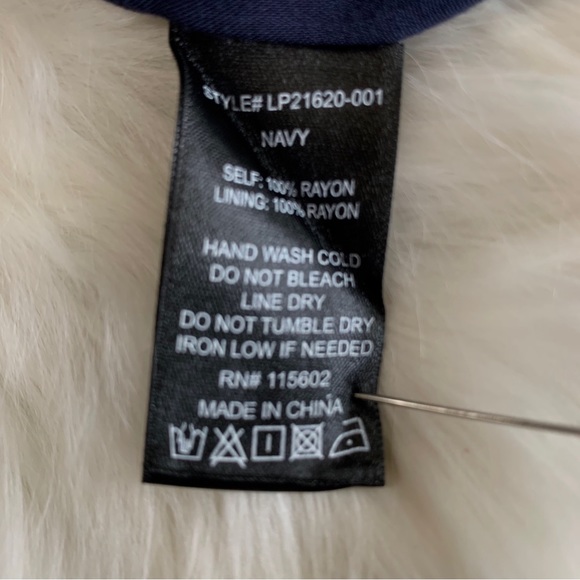 ALL IN FAVOR LOOSE FIT SHORTS - Picture 7 of 15